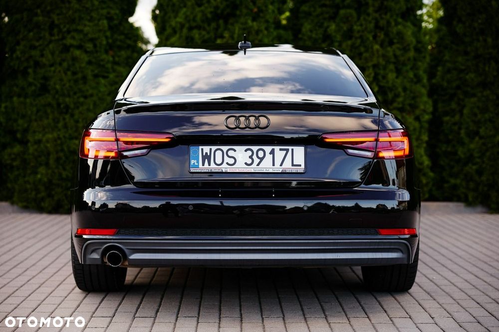 Audi A4 Limousine - 5