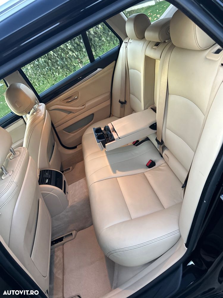 BMW Seria 5 520d xDrive Touring Aut. - 8