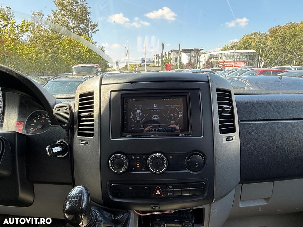 Volkswagen Crafter - 19