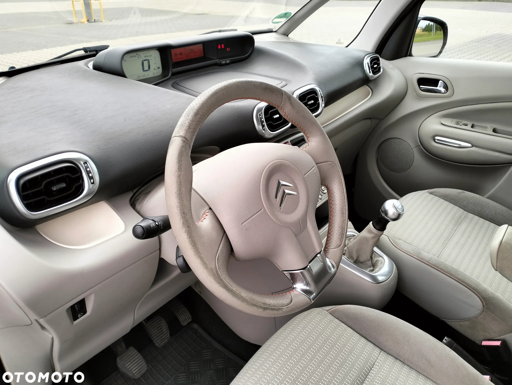 Citroën C3 Picasso 1.4i Exclusive - 37