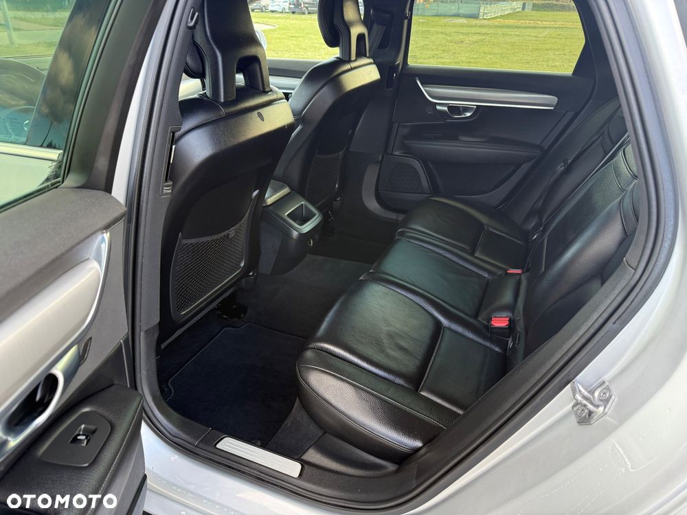 Volvo V90 D3 Geartronic Momentum - 9