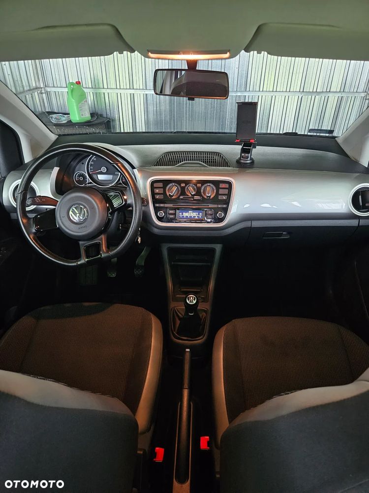 Volkswagen up! 1.0 high - 5