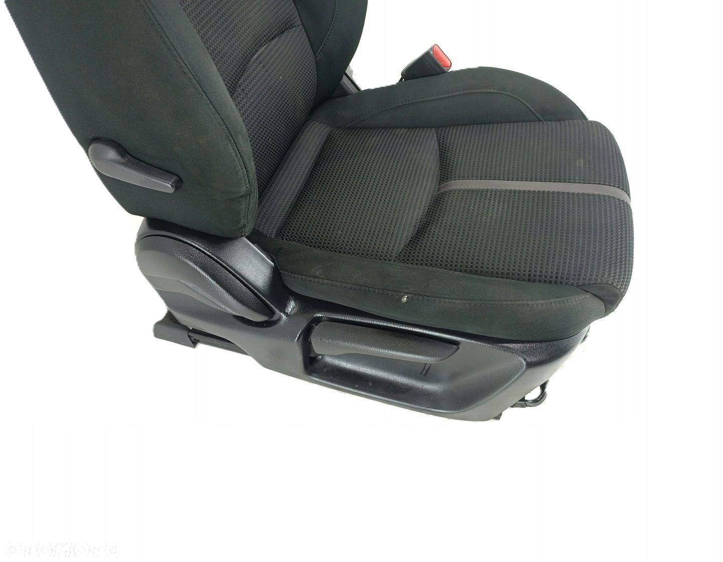 FOTEL PASAŻERA PRAWY MAZDA 3 BM III 18R - 2
