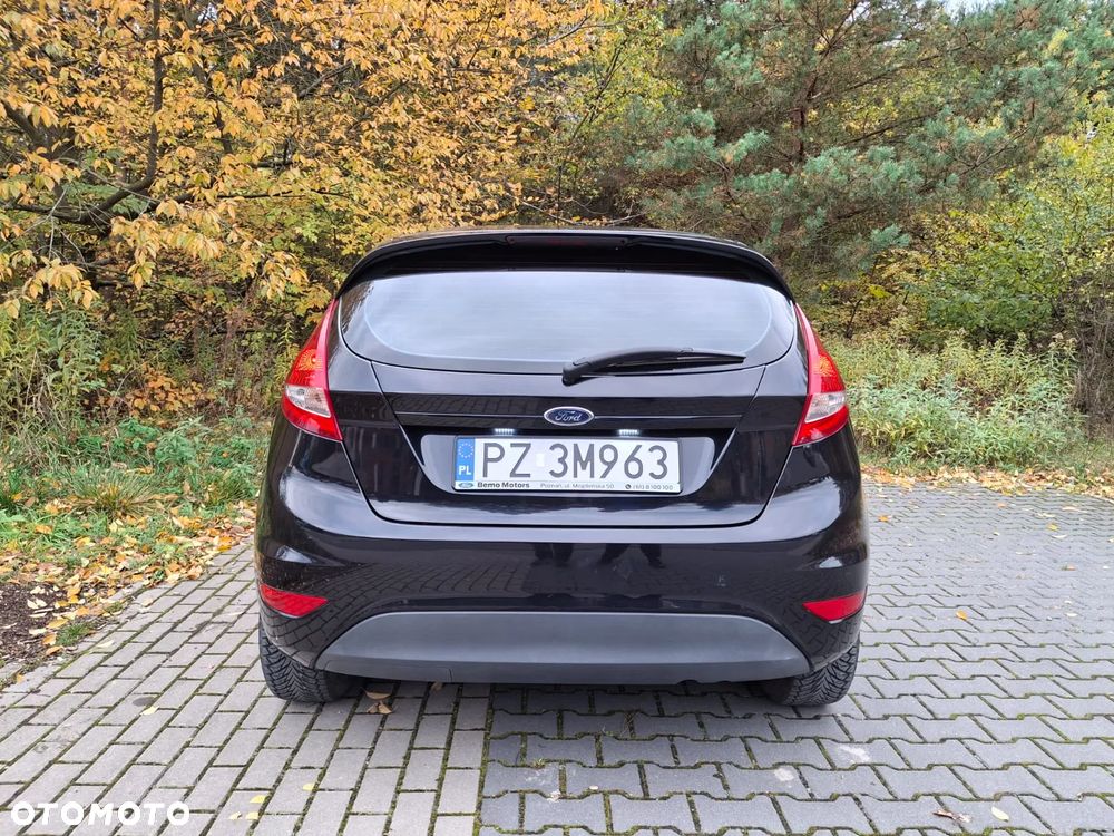 Ford Fiesta 1.25 Titanium EU5 - 13