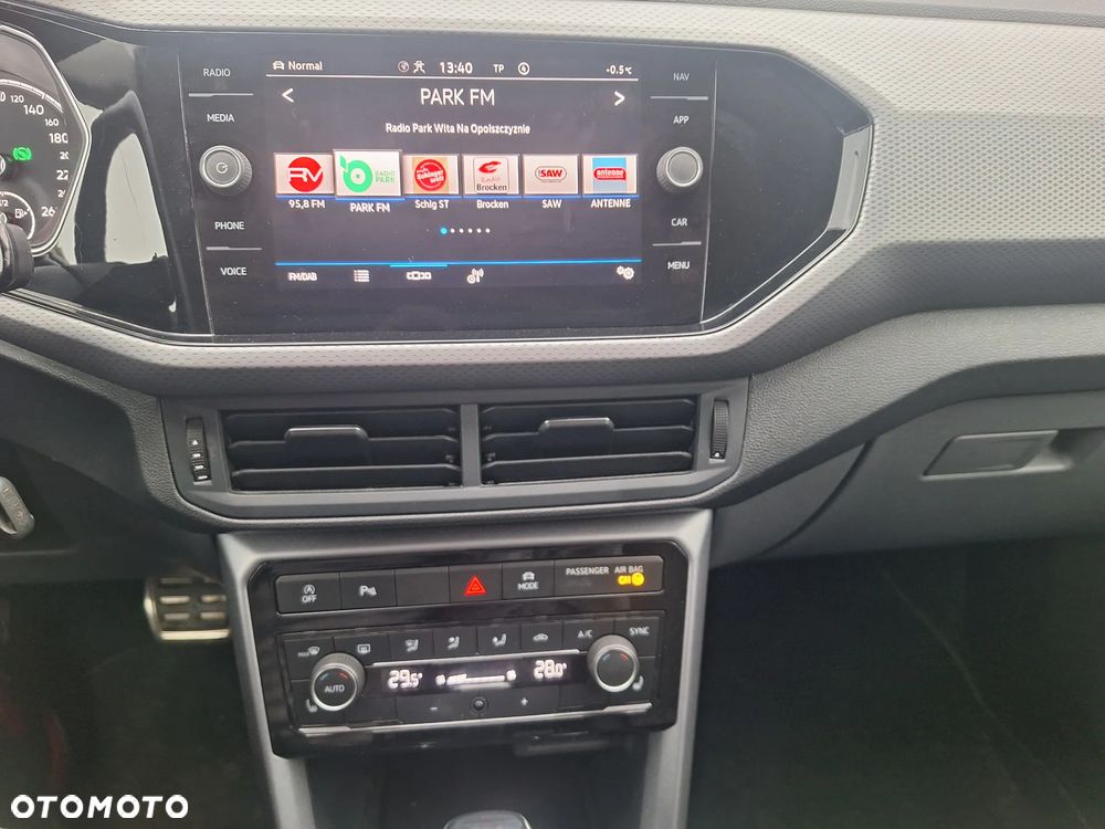 Volkswagen T-Cross - 11