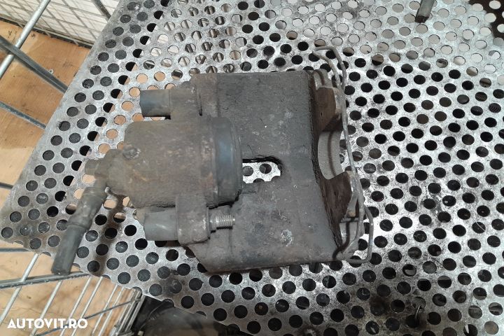 Etrier fata stanga Volkswagen VW Touran 1 [2003 - 2006] Minivan 1.9 T - 3