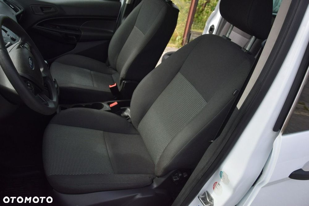 Ford Tourneo Connect Grand - 40