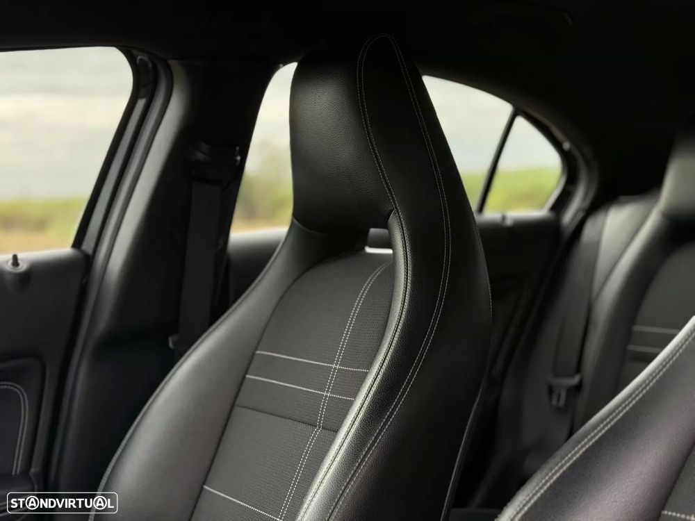 Mercedes-Benz A 180 CDI (BlueEFFICIENCY) Urban - 17