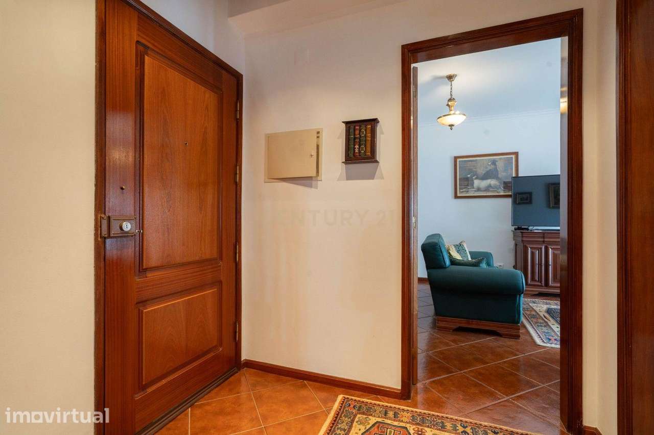 Moderno T1+2 em Lousã com 2 Casas de Banho - Quase Novo - Grande imagem: 5/40