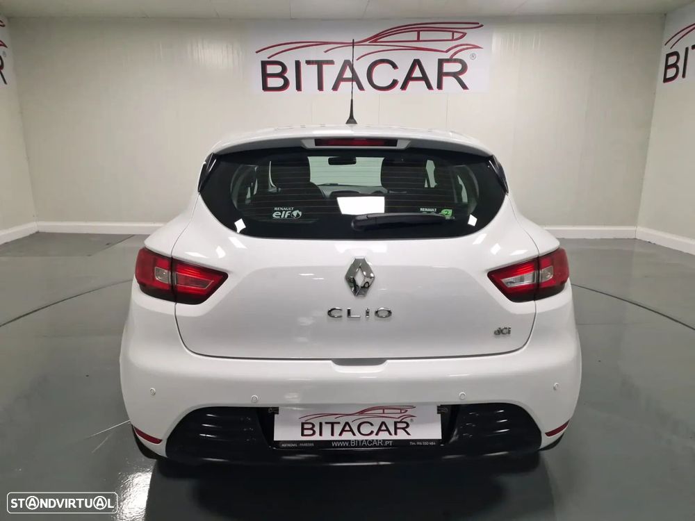 Renault Clio - 61