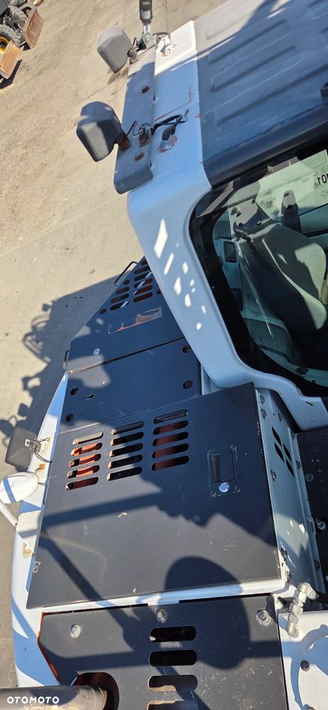 Doosan <<Doosan DX140LCR, 2015r, pług, ramie 3xłamane, 2 łyżki, z Niemiec!>> - 17