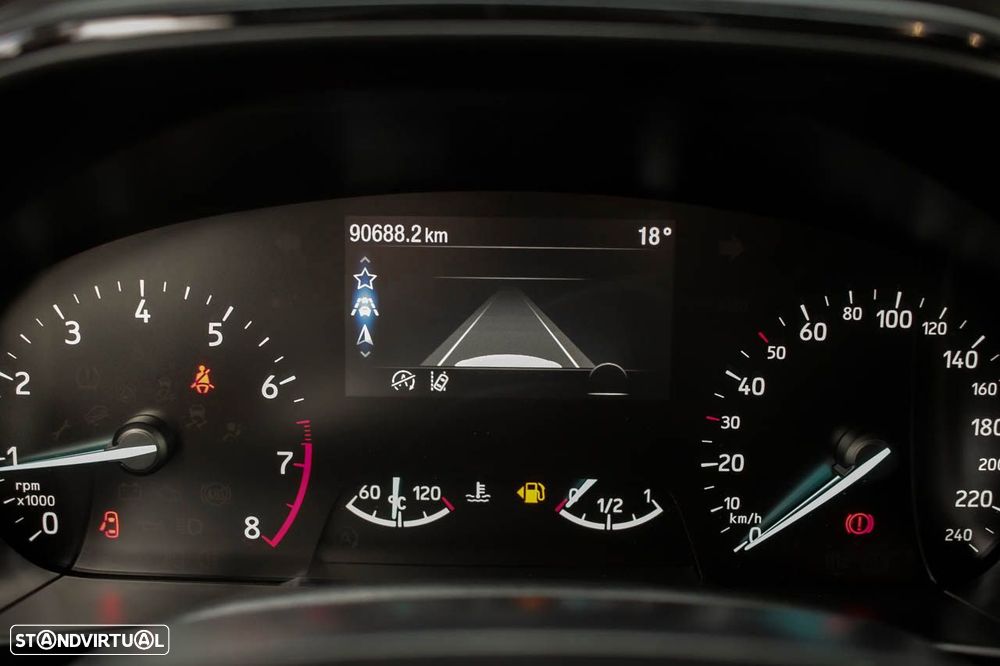 Ford Focus 1.0 EcoBoost MHEV ST-Line - 13