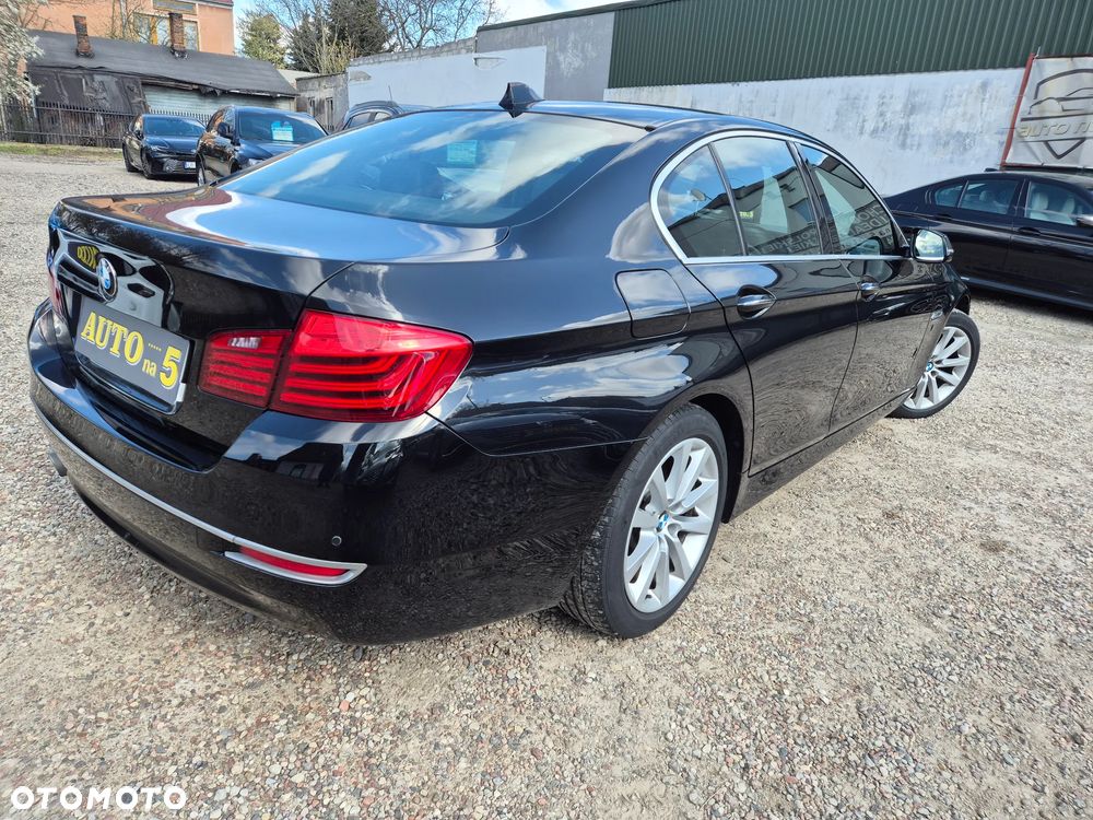 BMW Seria 5 520d xDrive Luxury Line - 10