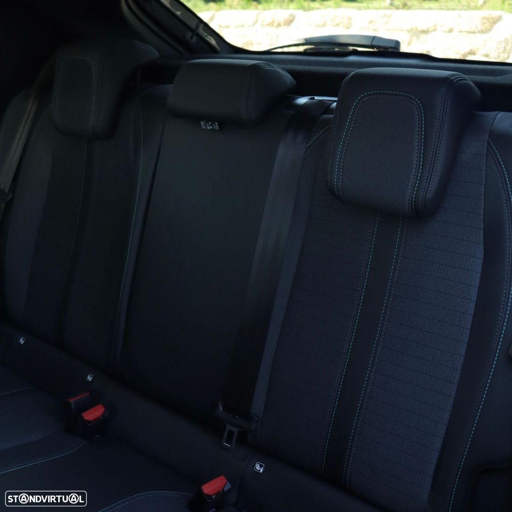 Peugeot 208 1.2 PureTech Allure Pack - 28