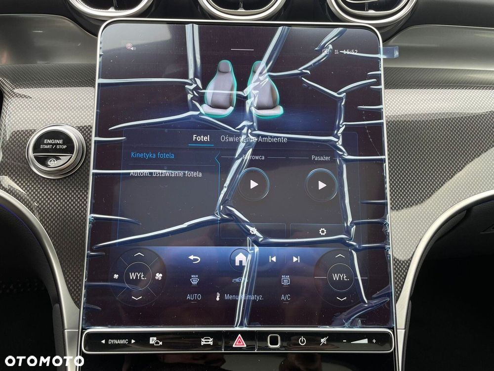 Mercedes-Benz GLC - 32