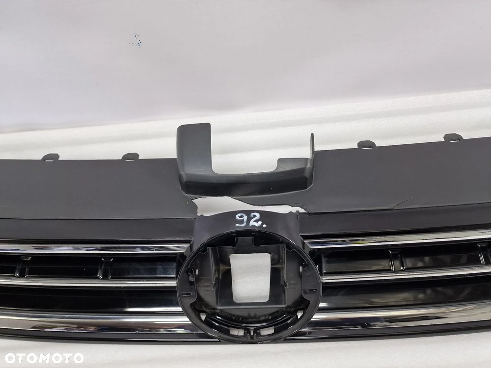 VW SPORTSVAN LIFT 17- ATRAPA / GRILL PRZEDNI PRZÓD POD RADAR , NR 510853653H / 510853651AN/AP , NR AUKCJI GR92 - 11