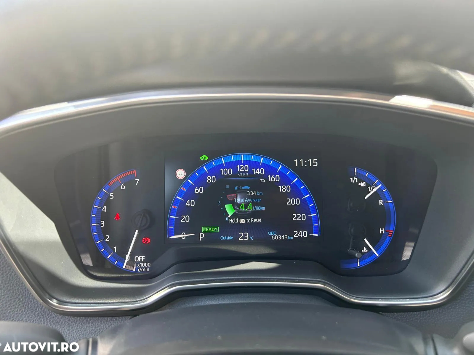 Toyota Corolla 1.8 HSD Dynamic - 9