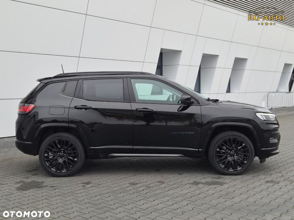 Jeep Compass - 4