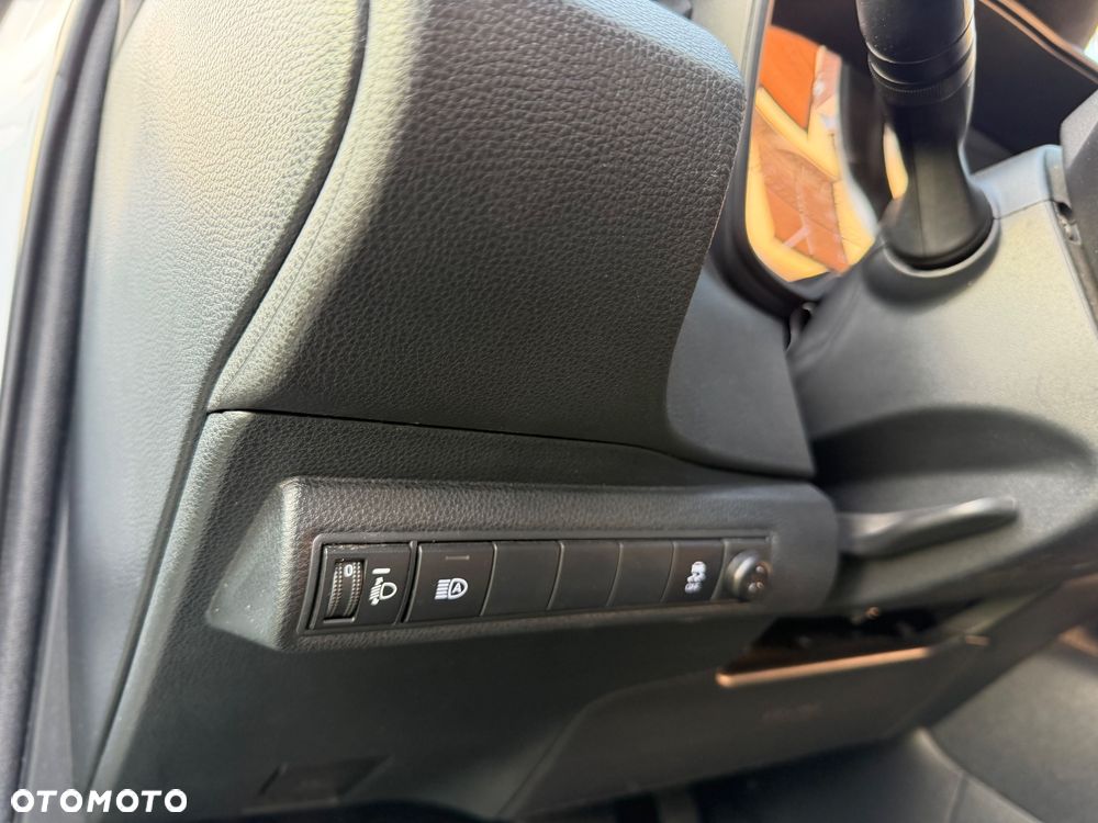 Toyota Corolla 1.8 Hybrid Comfort - 22