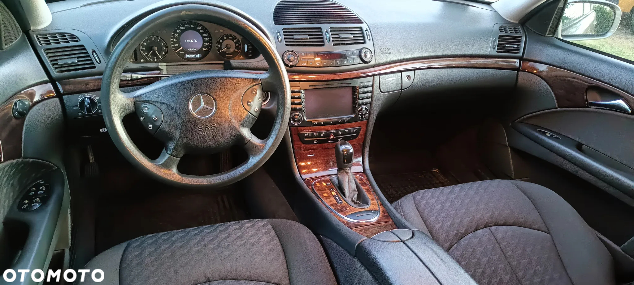 Mercedes-Benz Klasa E - 8