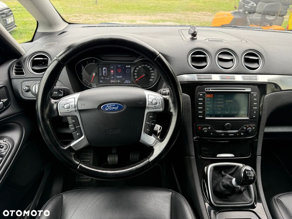 Ford S-Max 2.0 TDCi DPF Titanium - 32
