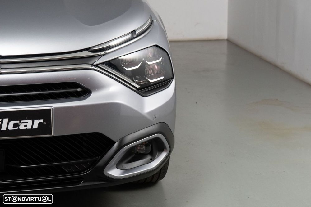 Citroën C4 X 1.2 PureTech Shine Pack EAT8 - 17