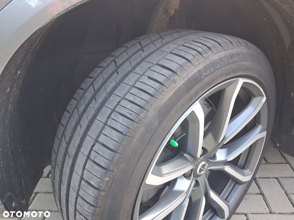Volvo XC 90 T6 AWD Momentum 7os - 29