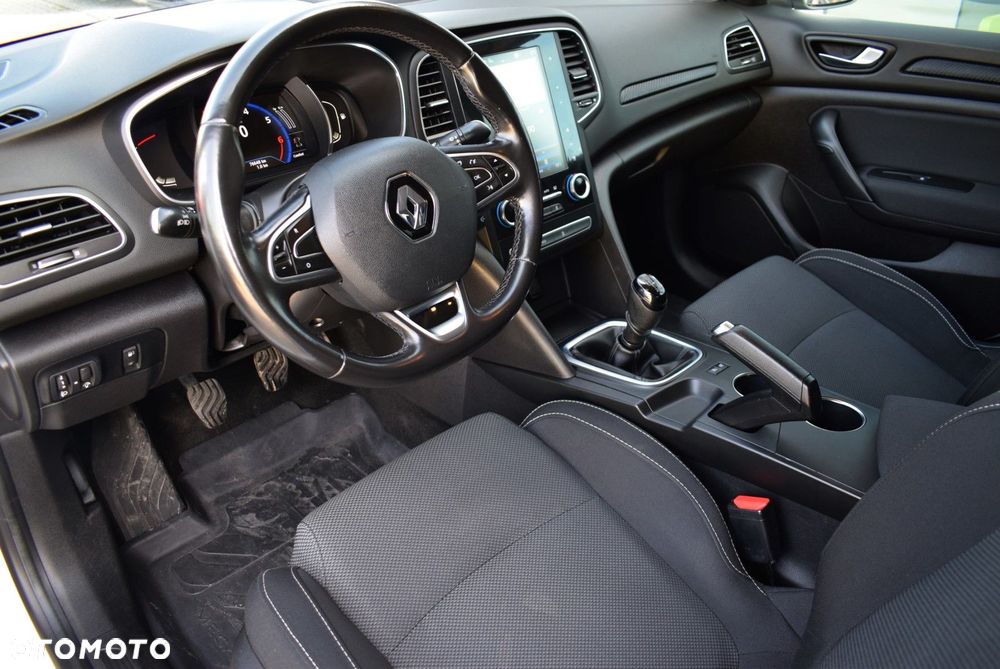 Renault Megane 1.3 TCe FAP Life - 10