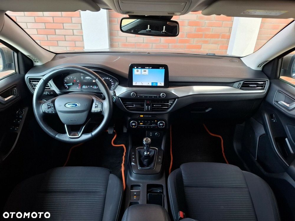 Ford Focus 1.5 EcoBoost Titanium Business - 21