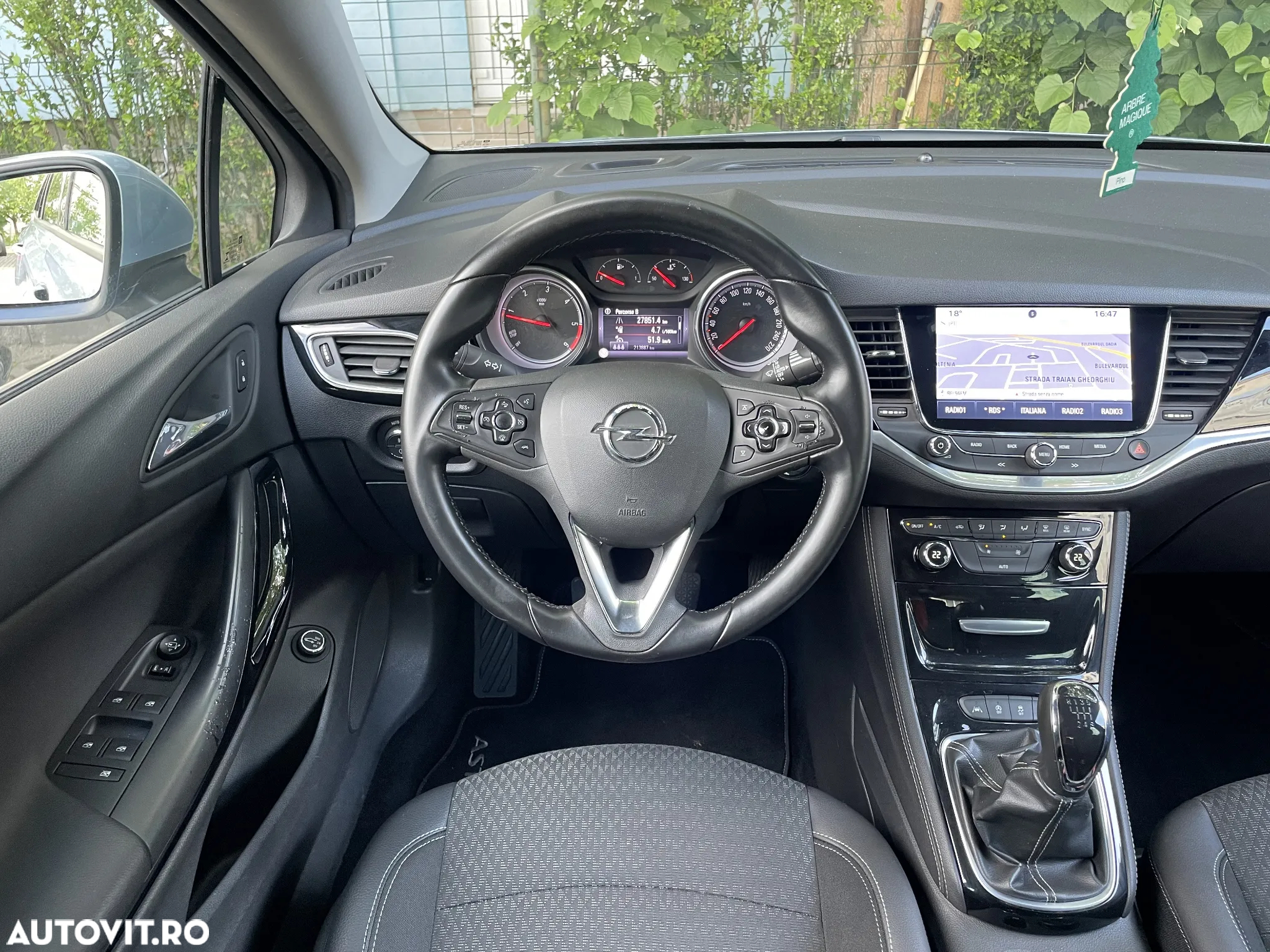 Opel Astra 1.6 CDTI ECOTEC Start/Stop Cosmo - 20