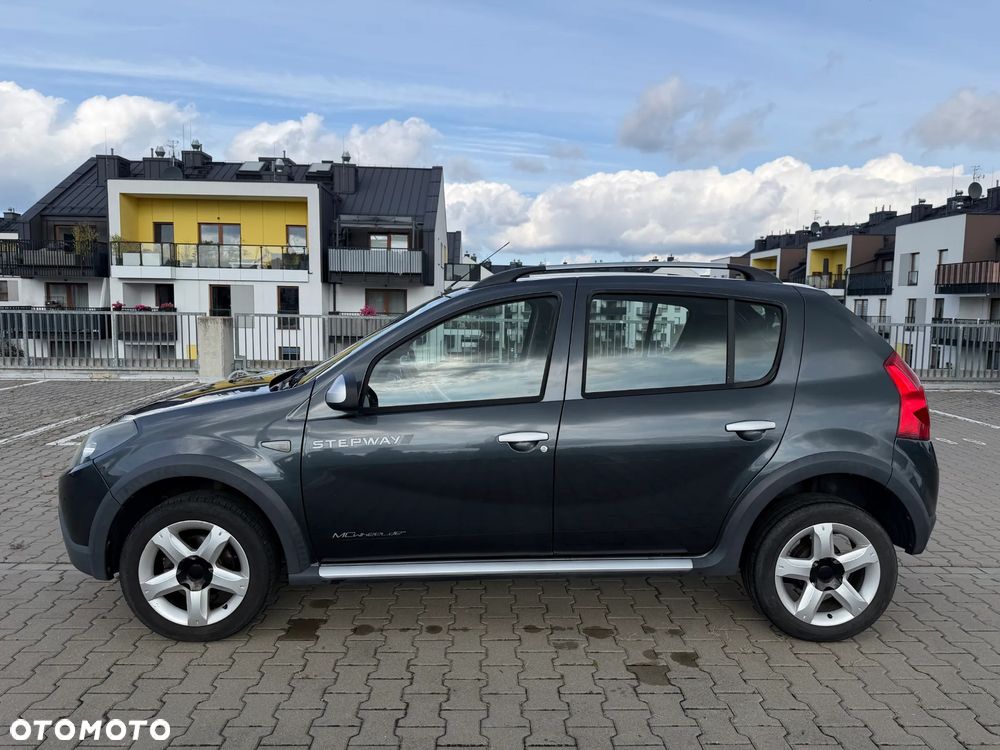Dacia Sandero - 3
