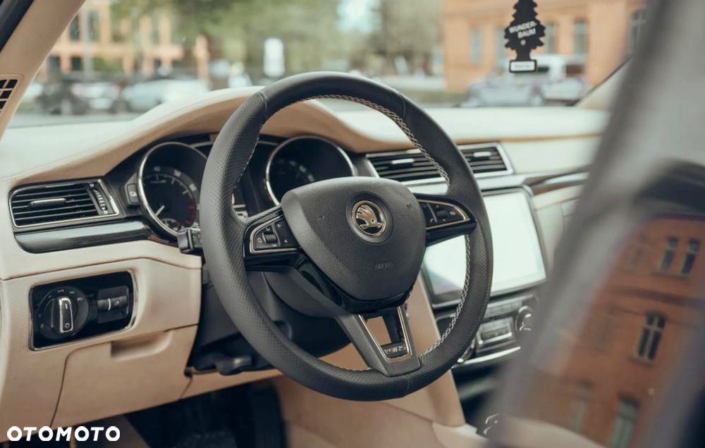 Skoda Superb 3.6 FSI 4x4 Elegance DSG - 15