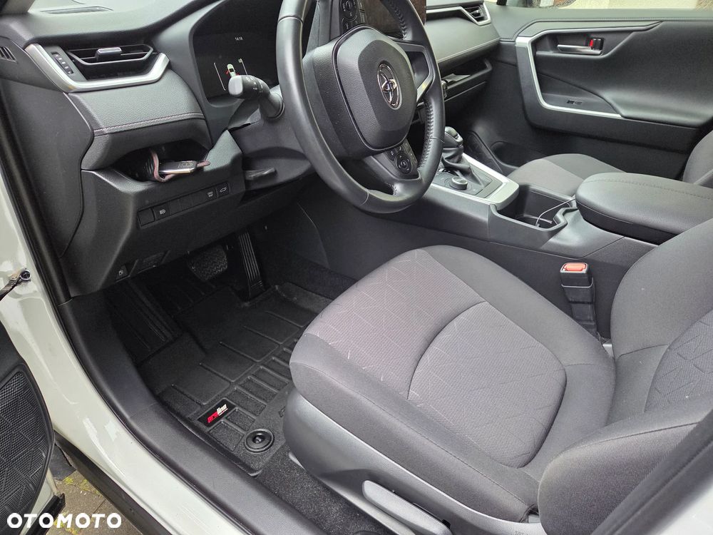 Toyota RAV4 - 15