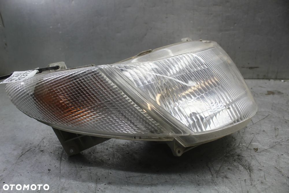 Suzuki Burgman AN 400 K1 K2 lampa przód przednia reflektor - 3
