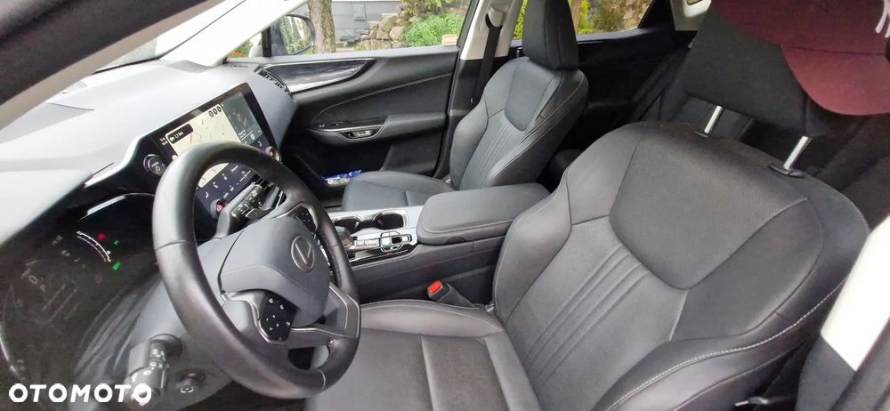 Lexus NX 350h Prestige AWD - 3