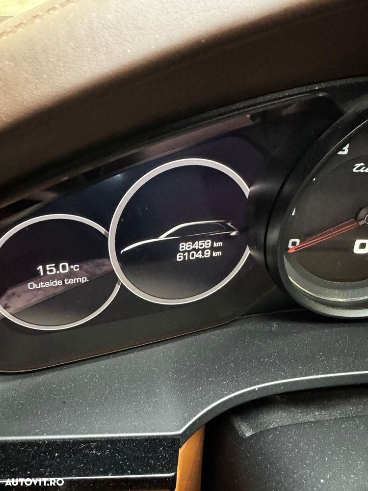 Porsche Cayenne - 15