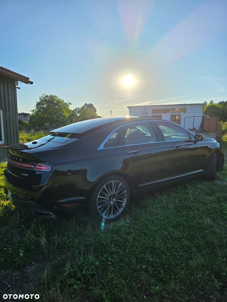 Lincoln MKZ - 11