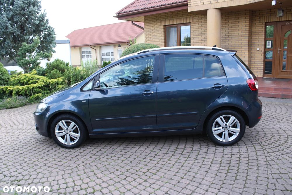 Volkswagen Golf 2.0 TDI DPF MATCH - 4