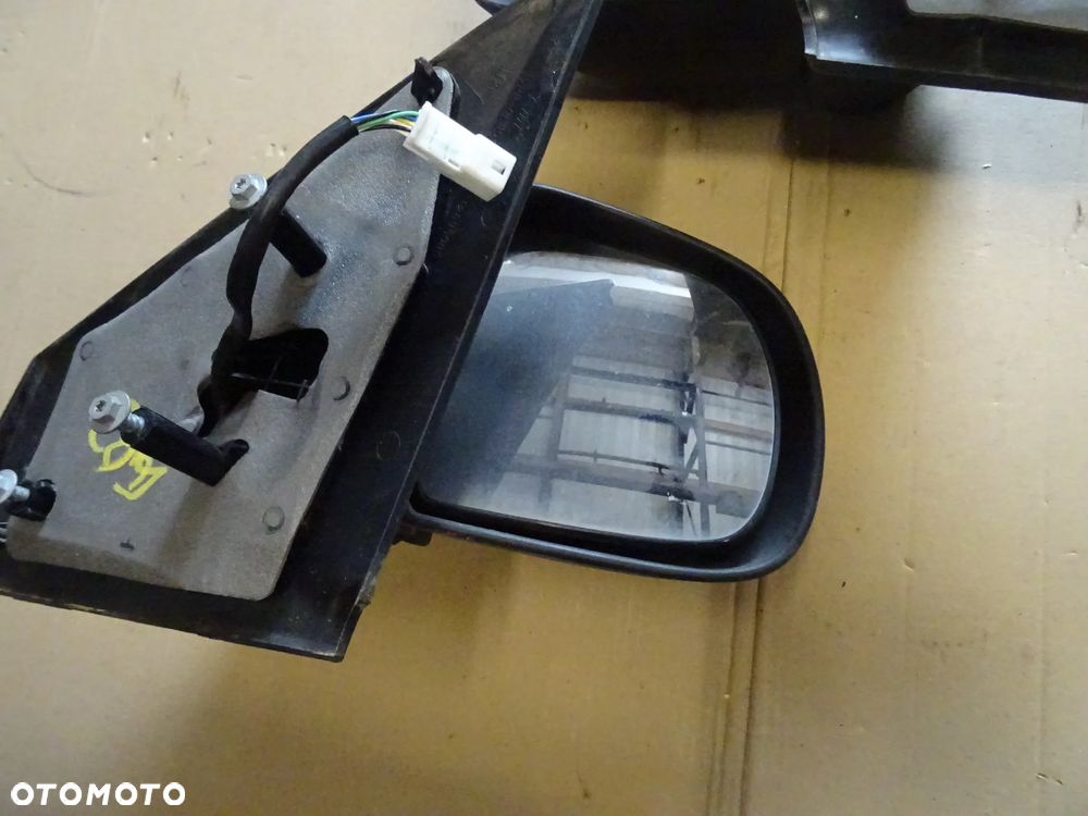 DACIA LODGY DOKKER LUSTERKO PRAWE + LEWE GRATIS LEWE 5 PIN PRAWE 7 PIN SREBNE STAN BDB CZESCI ROZNE PYTAC