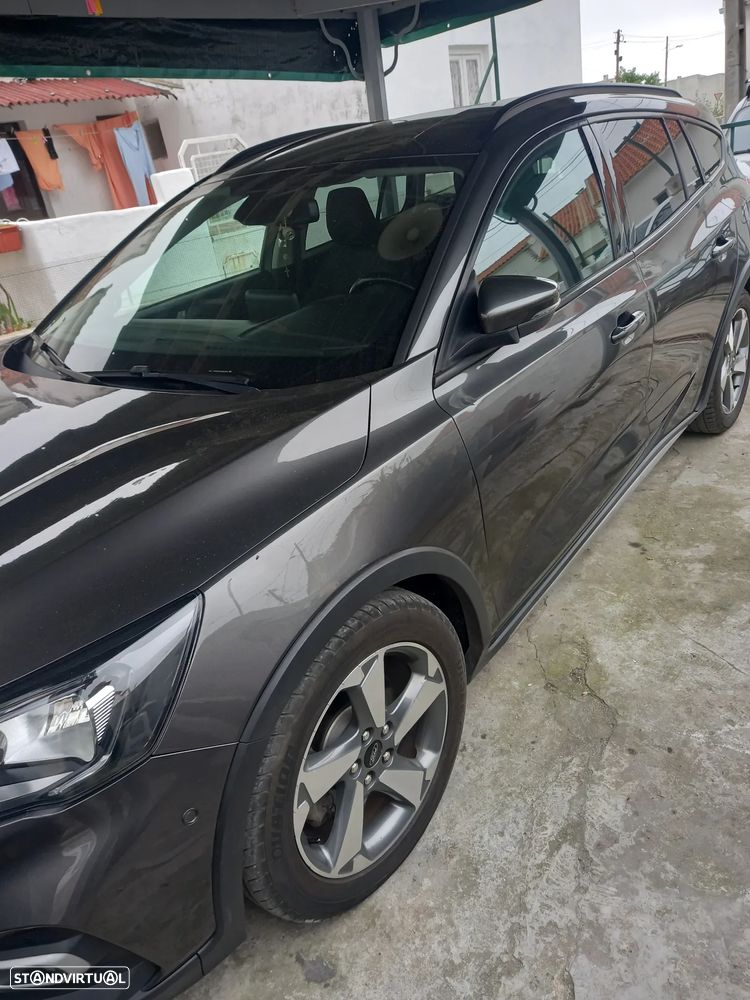 Ford Focus 1.5 TDCi ECOBlue Active - 1