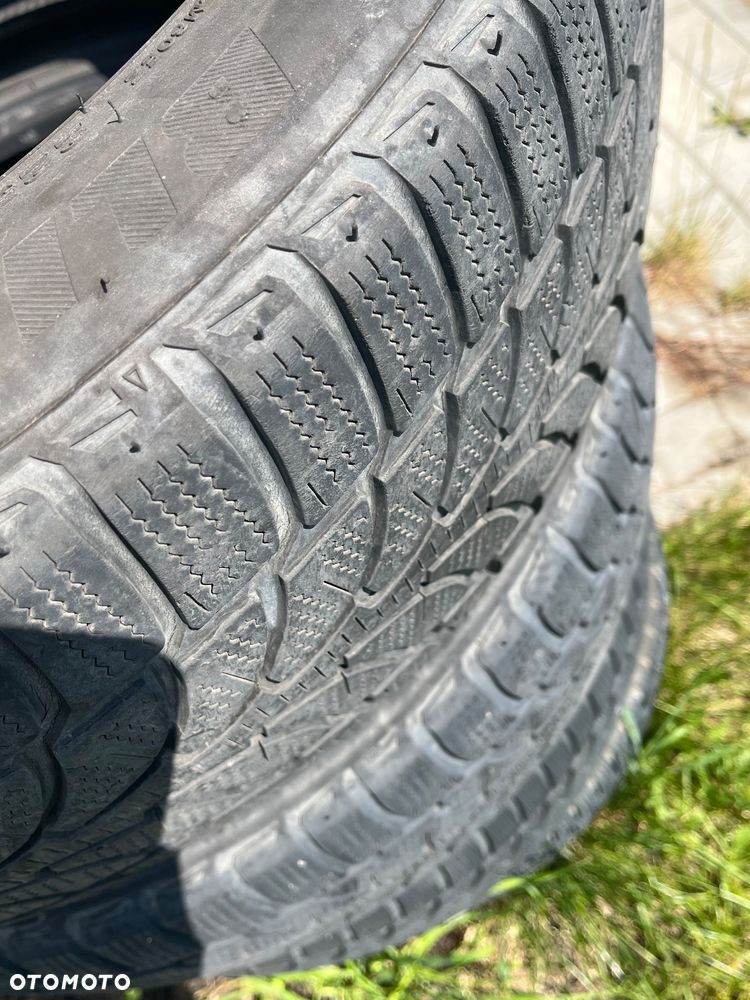 Opony zimowe Bridgestone Blizzak LM80 EVO - 2