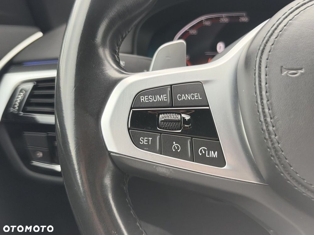 BMW Seria 5 - 23
