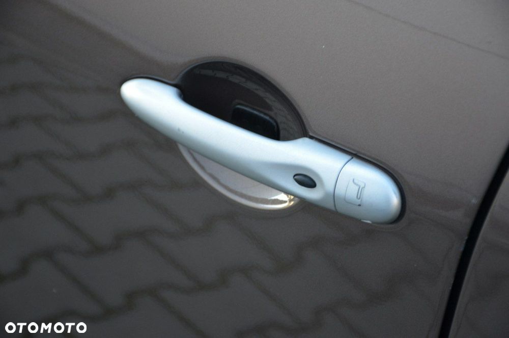 Renault Grand Scenic - 20