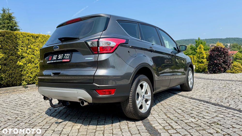 Ford Kuga - 17