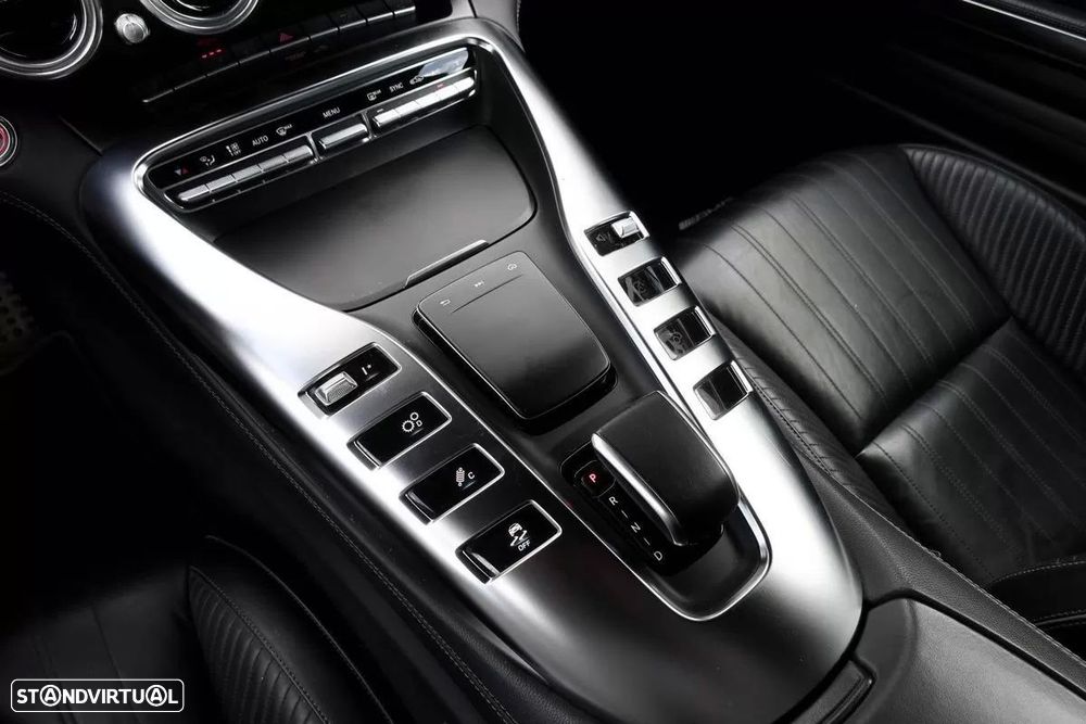 Mercedes-Benz AMG GT 4.0 V8 - 12