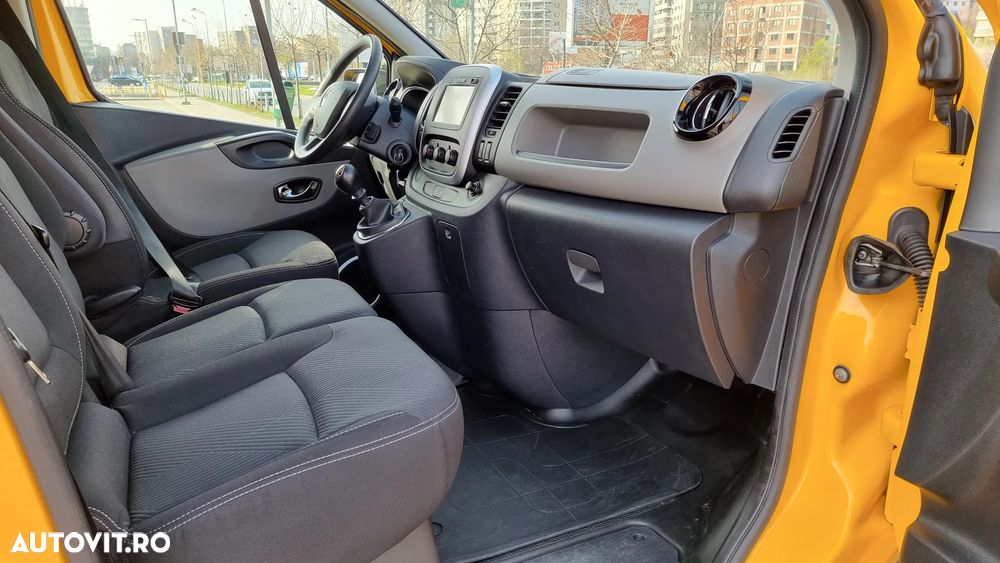 Renault Trafic - 13