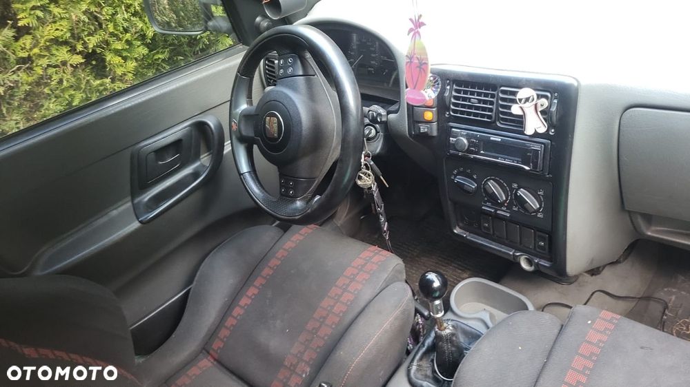 Volkswagen Caddy - 8