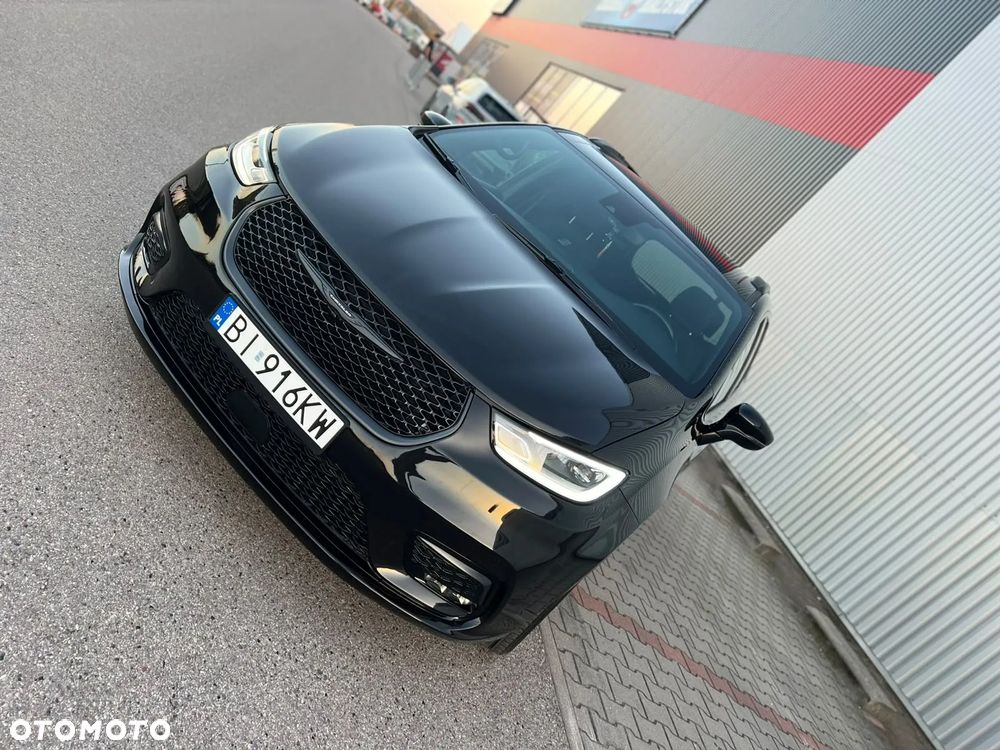 Chrysler Pacifica - 14