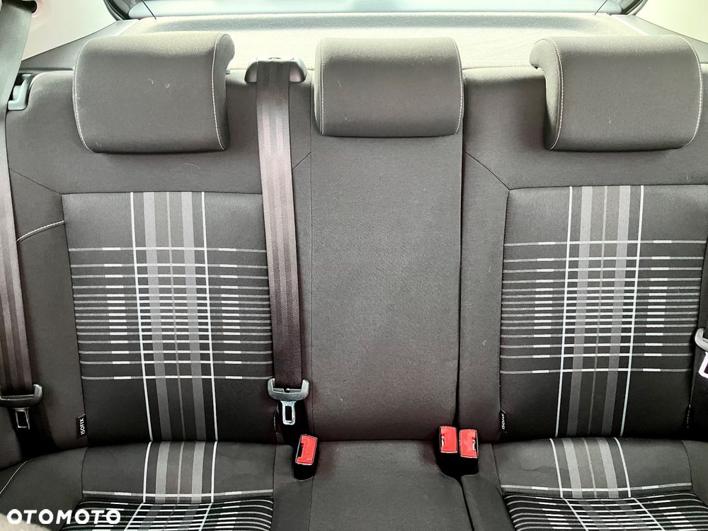 Volkswagen Polo 1.0 (Blue Motion Technology) Comfortline - 24