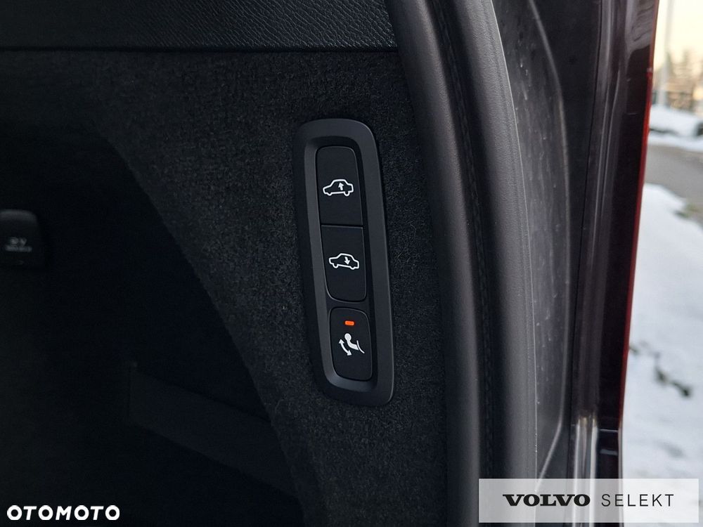 Volvo XC 90 - 37